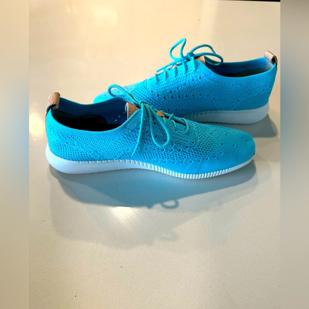 Cole Haan blue stretch sneakers